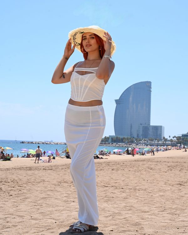 White Set With a Crop